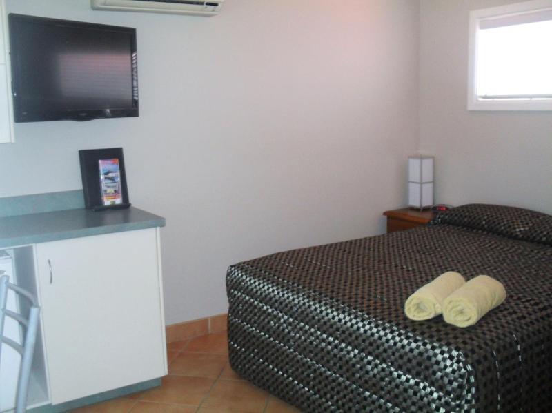 Bali Hi Motel Tuncurry Esterno foto
