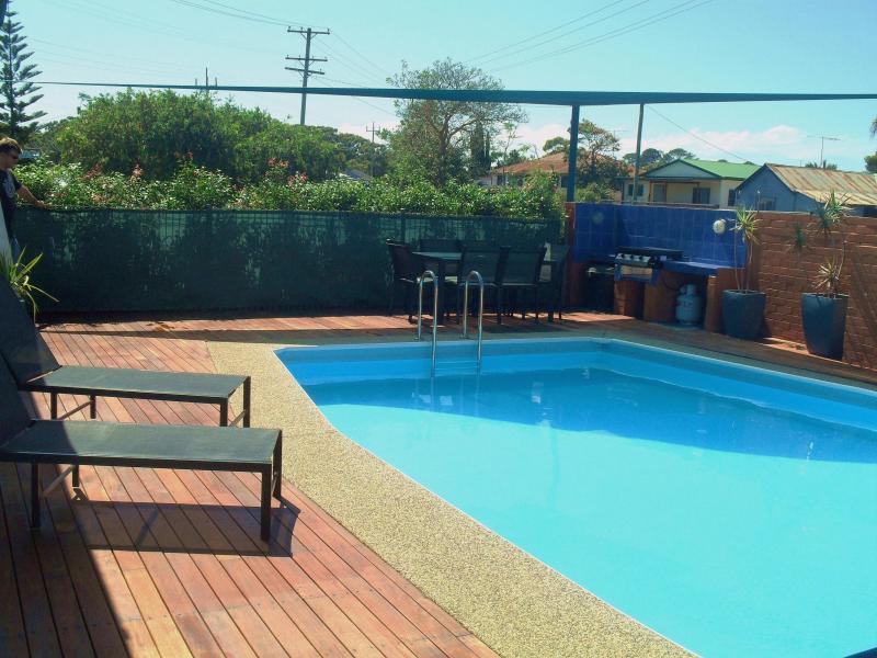 Bali Hi Motel Tuncurry Esterno foto