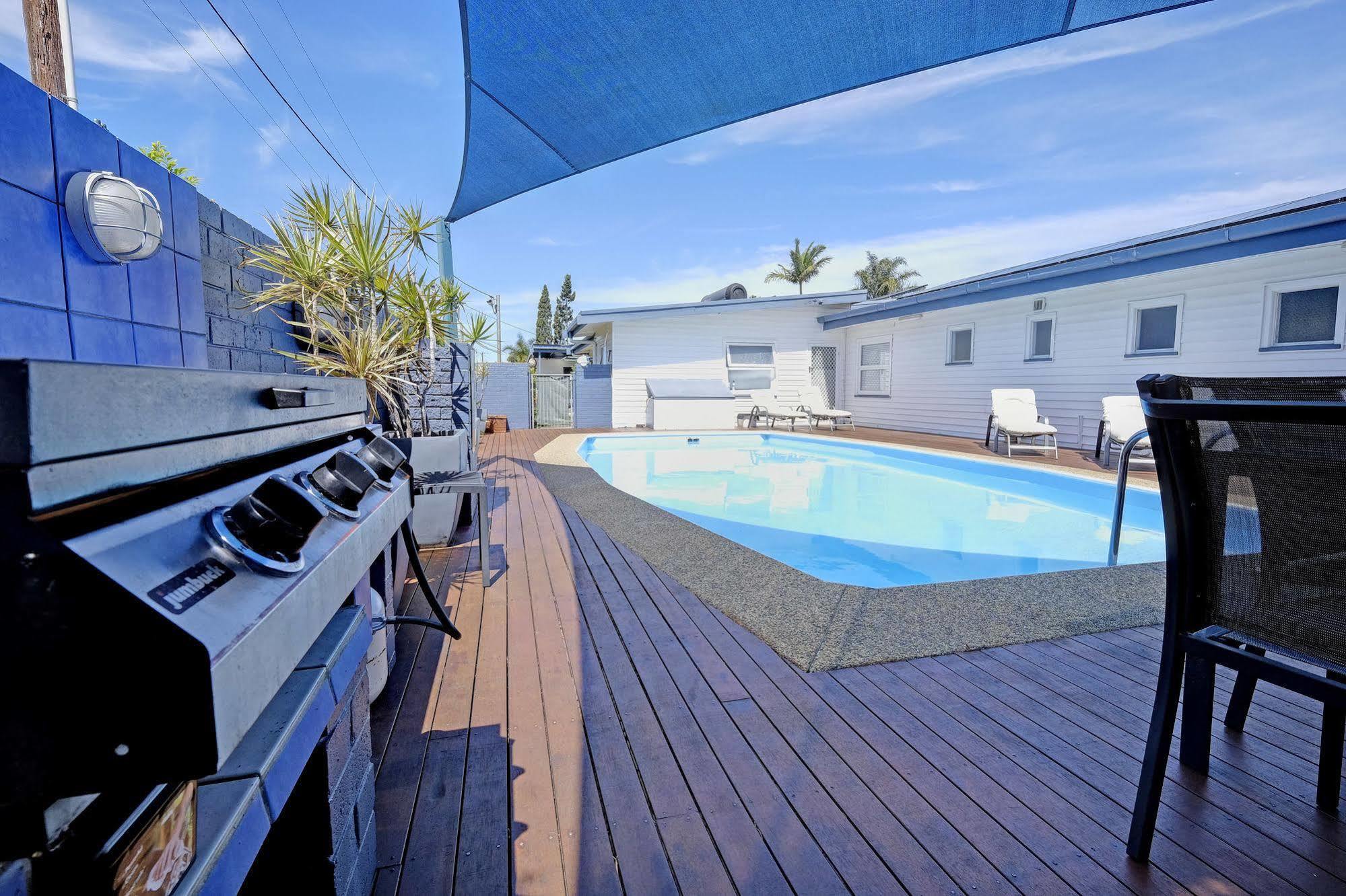 Bali Hi Motel Tuncurry Esterno foto