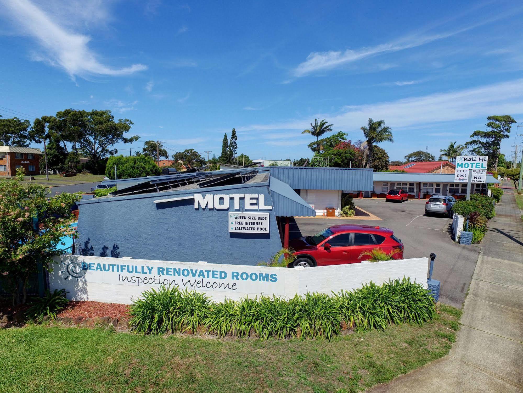 Bali Hi Motel Tuncurry Esterno foto
