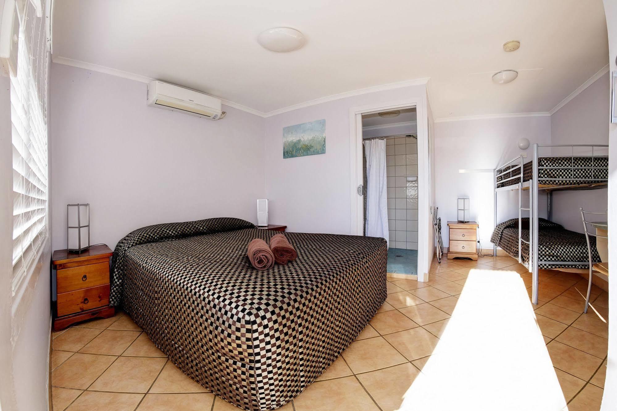 Bali Hi Motel Tuncurry Esterno foto